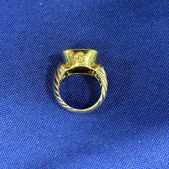 David Yurman Citrine Ring in 14k gold and Sterling Silver - Picture 3 of 8